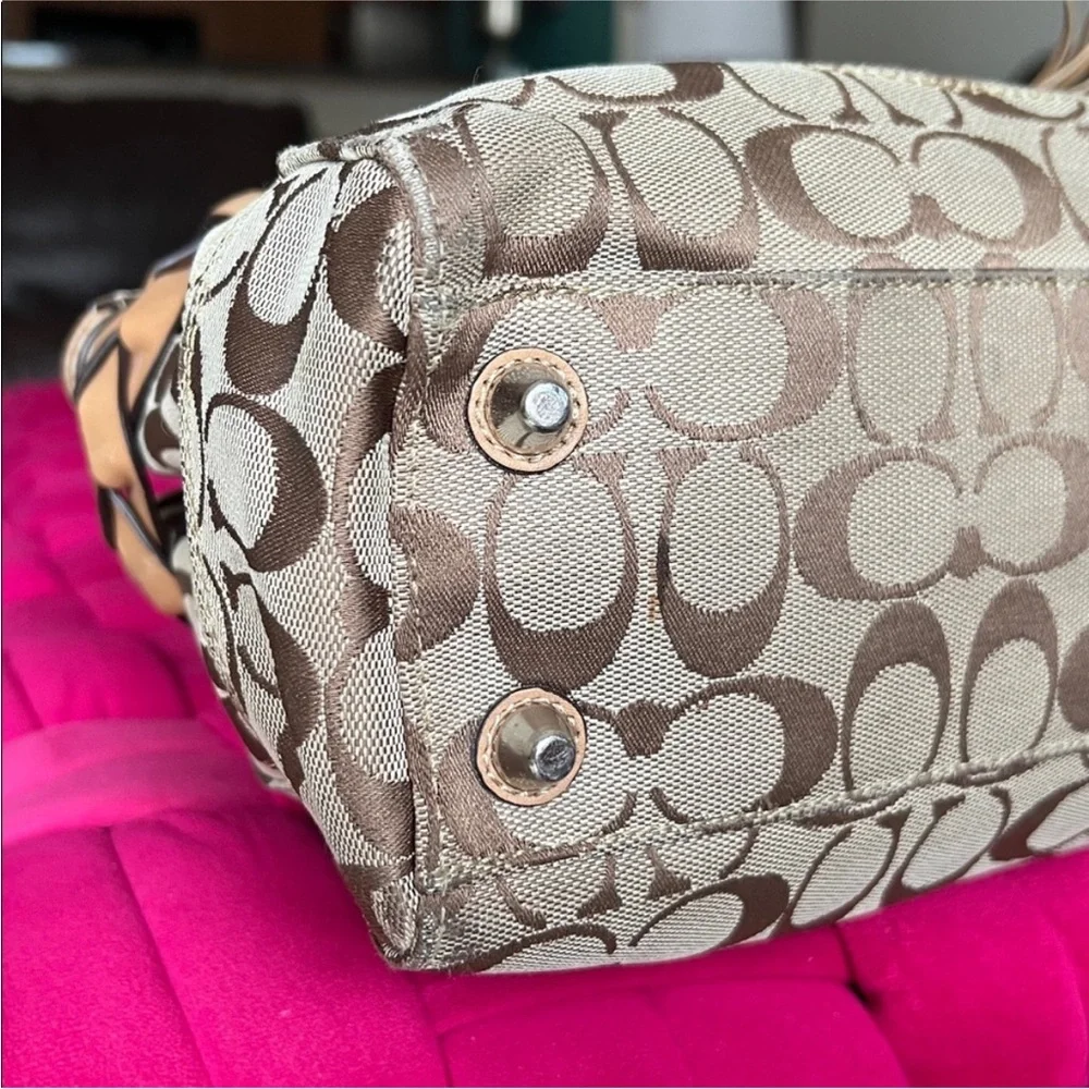 Coach Signature Canvas Shoulder Bag in Tan and Khaki - Picture 15 of 17